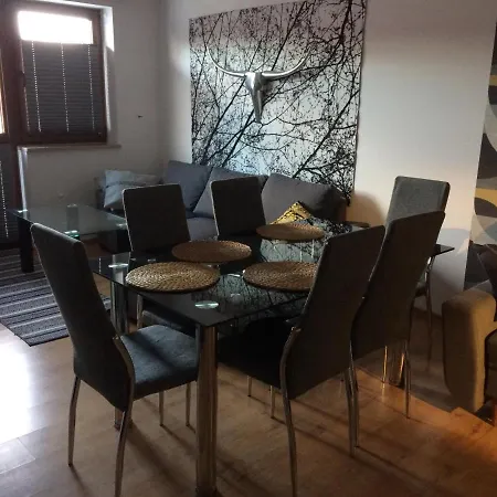 Banialuka アパート ビャウカ