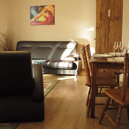 Banialuka アパート ビャウカ