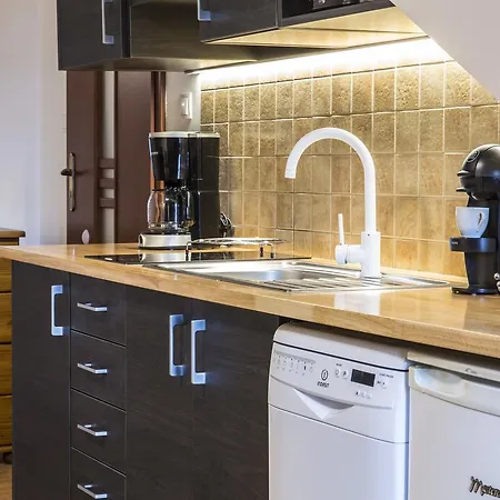 Banialuka アパート ビャウカ